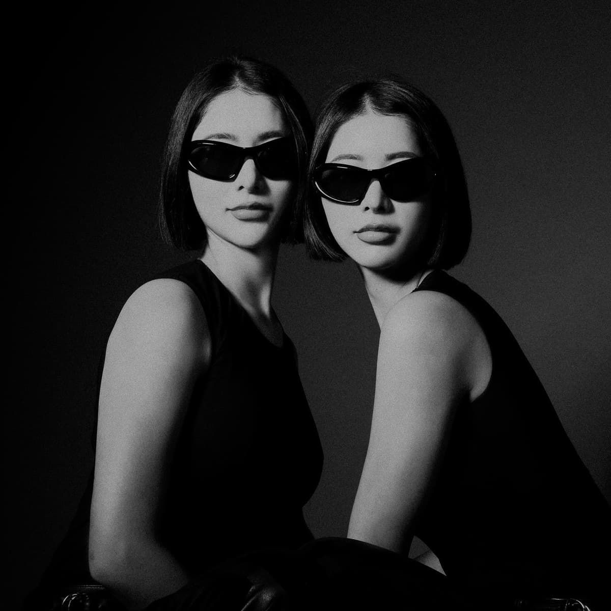 Monochrome